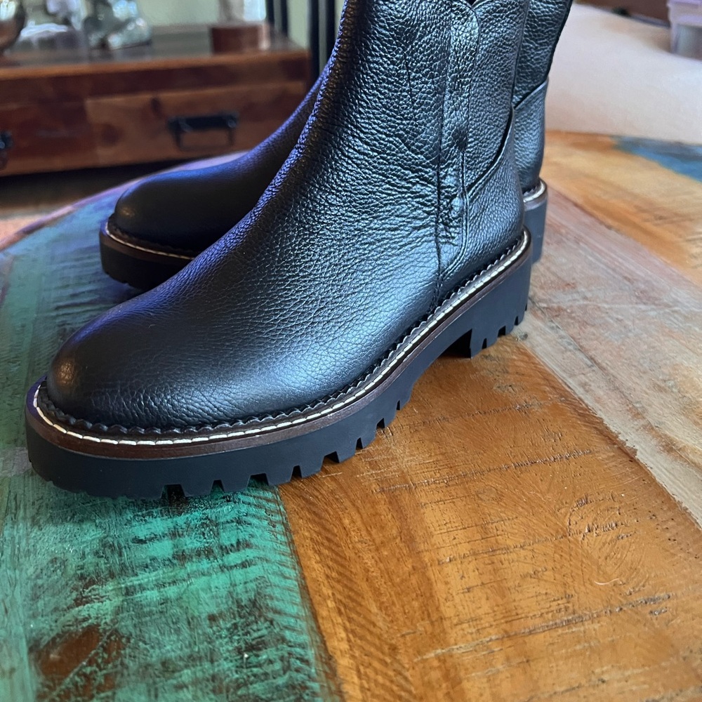 Nordstrom Black Textured Ankle Boots